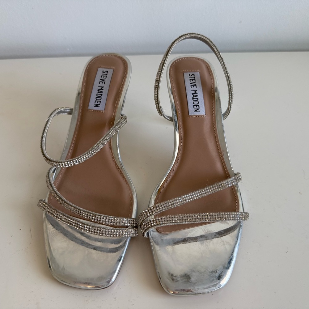 Steve Madden Silver Metallic Heels